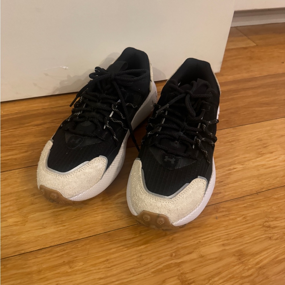 Brand New Under Armour HOVR Black Trainers